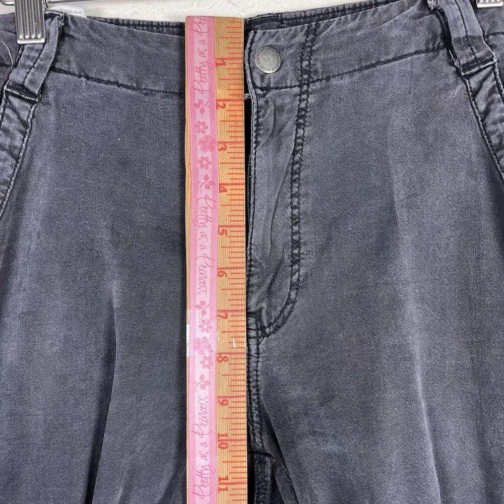 American Eagle Women’s 4 Short Cargo Pants Gray Stretch Utility Y2K